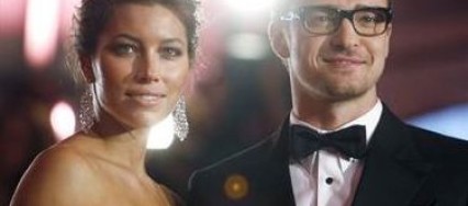 Justin-Timberlake-et-Jessica-Biel-sont-fiancés-newzitiv